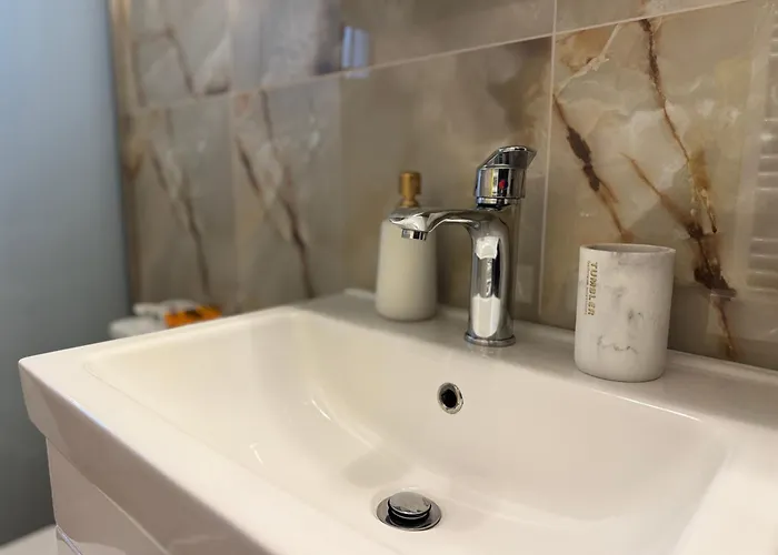 Panos House * Кавала